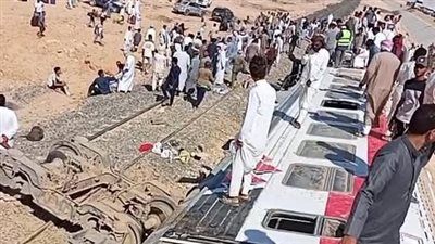 مصرع وإصابة 103.. قرار عاجل من وزير النقل بعد حادث قطار مطروح - الخليج الان