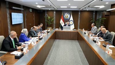 البترول: الحقول المتقادمة فى مصر ما زالت تحمل الكثير من الامكانات - الخليج الان