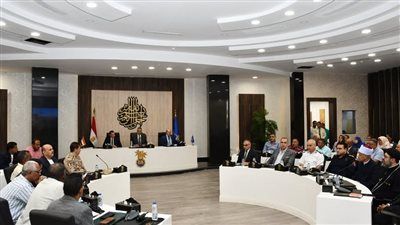 محافظ أسوان: التصالح في مخالفات البناء أولوية لتحقيق الإستقرار المجتمعي - الخليج الان