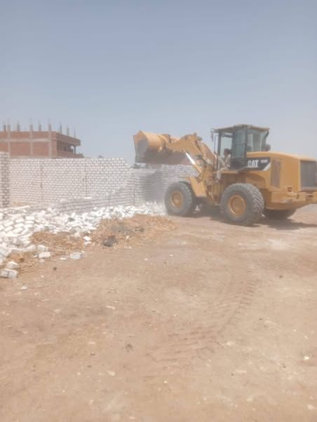 الأقصر: إزالة 24 حالة تعدي خلال حملة إزالة مكبرة بمدينة إسنا ضمن أعمال المرحلة الثانية من الموجة الـ27 - الخليج الان