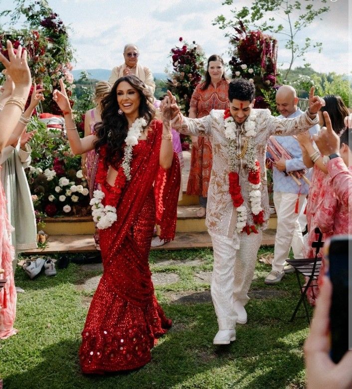 على الطريقة الهندية وبالورود.. الصور الأولى من زفاف الفنان المصري العالمي مينا مسعود - الخليج الان