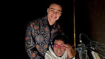 كتبتها عن أفكاري ومبادئي.. مصطفى حدوتة عن تعاونه الأول مع محمد منير: تجربة عظيمة - الخليج الان