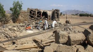 شهادات مؤلمة من زلزال أفغانستان بعد ارتفاع عدد الضحايا لأكثر من ألفي قتيل ومصاب