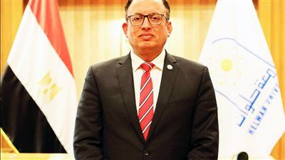 رئيس جامعة حلوان يشارك في الملتقى الإقليمي الأول للتربية على الثقافة والفنون بعمان - الخليج الان