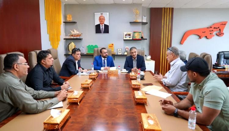 بحث سُبل معالجة مشكلة الوادي الكبير ومخاطر الصخور في مرتفعات عدن