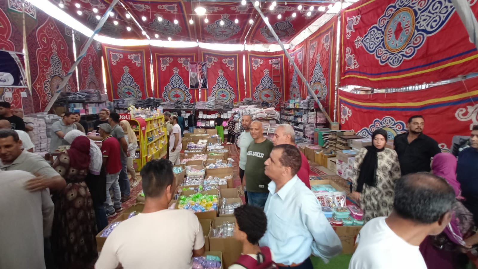 افتتاح معرض “أهلاً مدارس” بأجا لتوفير المستلزمات الدراسية بأسعار مخفضة - الخليج الان