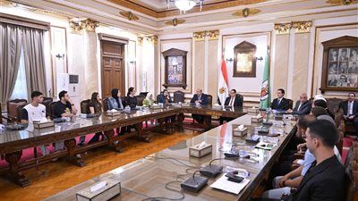 جامعة القاهرة تكرم 23 بطلًا رياضيًا من طلابها لفوزهم بمراكز متقدمة في البطولات الإفريقية والدولية - الخليج الان