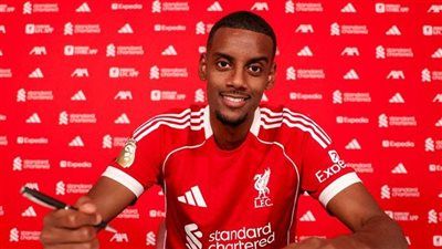أغلى صفقة في تاريخ كرة القدم الإنجليزية: ليفربول يعلن تعاقده مع ألكسندر آيزاك مقابل 130 مليون جنية إسترليني - الخليج الان