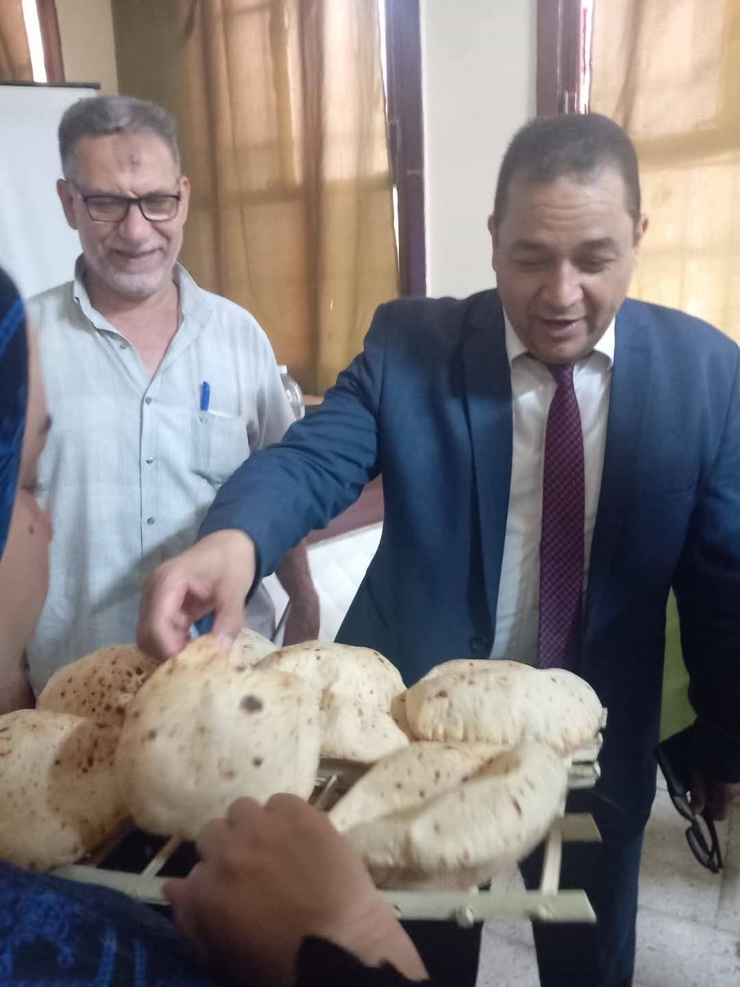 بعد توقف 15 سنة.. إعادة تشغيل مخبز مدرسة الفيوم الزراعية - الخليج الان