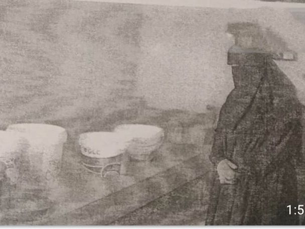 المتهمة في "واقعة دلجا" بالمنيا تمثل جريمتها الشنعاء.. (صور) - الخليج الان