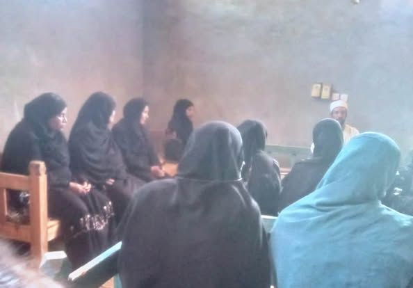 قومى المرأة يواصل تنظيم 30 من جلسات الدوار بقرى ونجوع مركز كوم أمبو إستفاد منها 1500 سيدة - الخليج الان