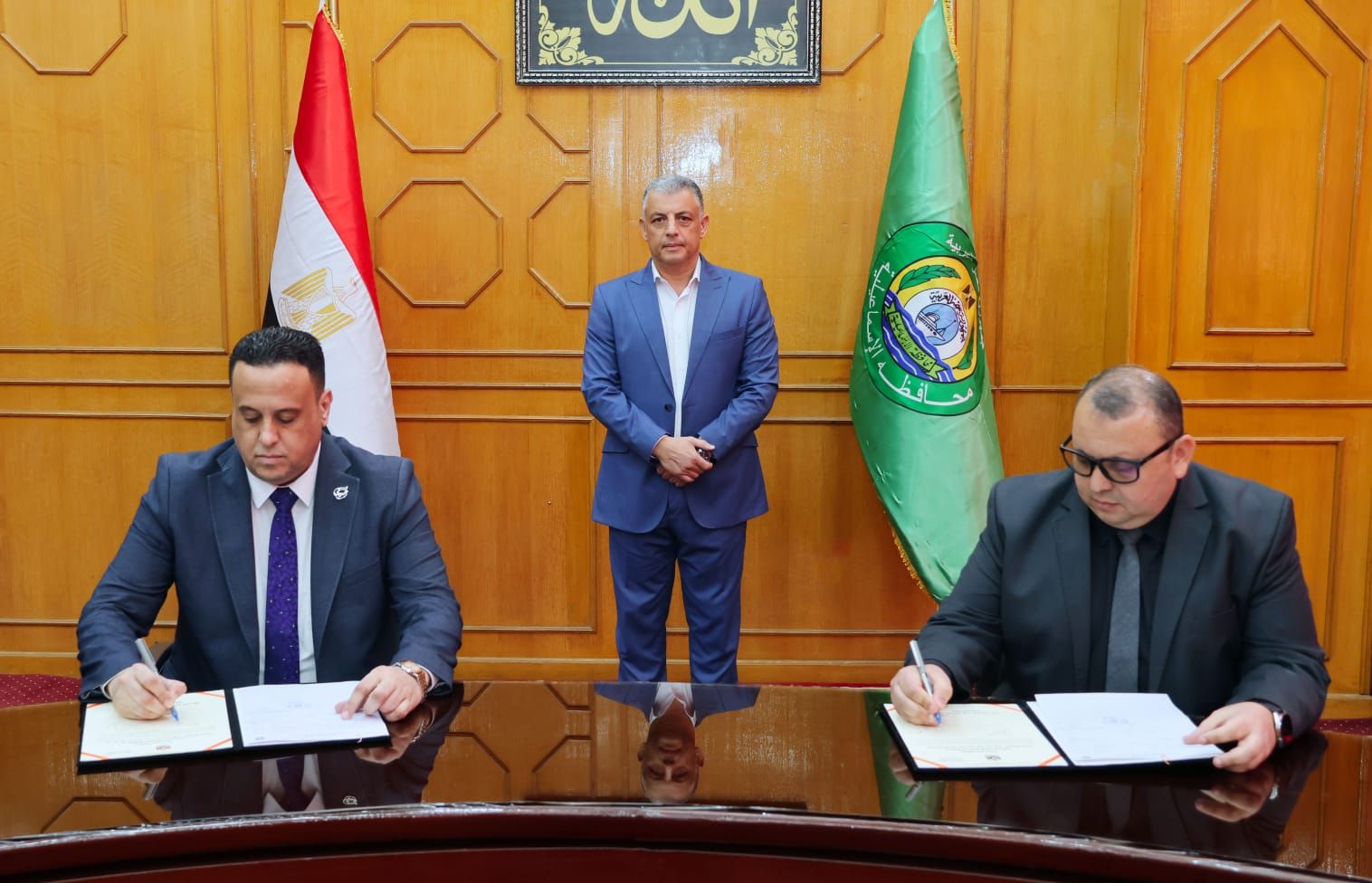 محافظة الإسماعيلية تدعم النادي الإسماعيلي بـ 5 ملايين جنيه لصرف مستحقات العاملين - الخليج الان