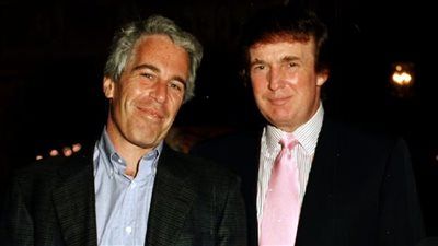 «شبح إبستين يلاحق زعيم البيت الأبيض».. هل كان ترامب مخبرا لدى الـ FBI؟ - الخليج الان