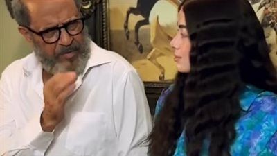 بمشهد من فيلم حب البنات.. أشرف عبد الباقي وليلى زاهر يفاجأن الجمهور بـ كواليس مسلسل ولد بنت شايب - الخليج الان