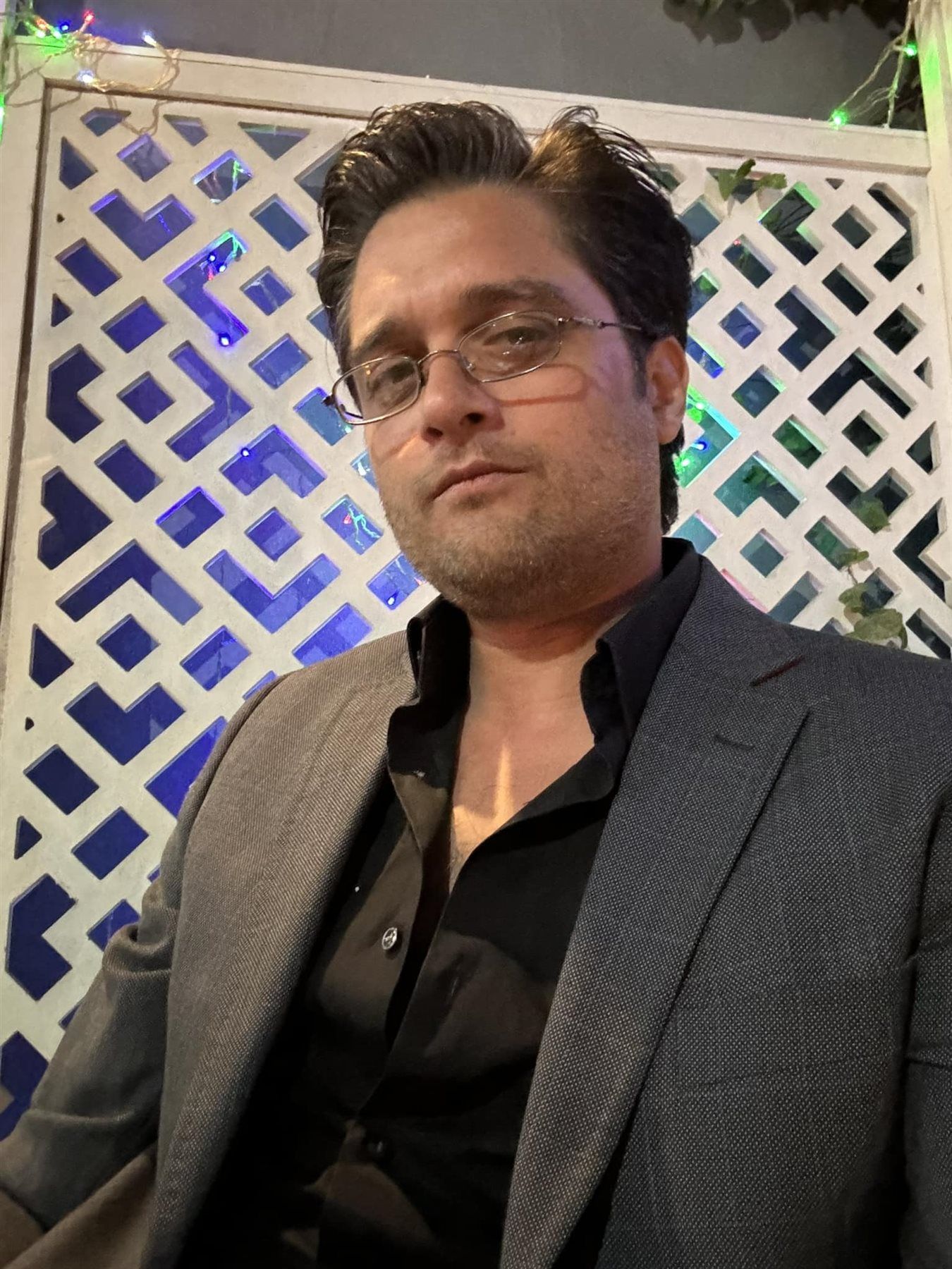 بعد 10 سنوات زواج.. انفصال عمر خورشيد وياسمين جيلاني - الخليج الان