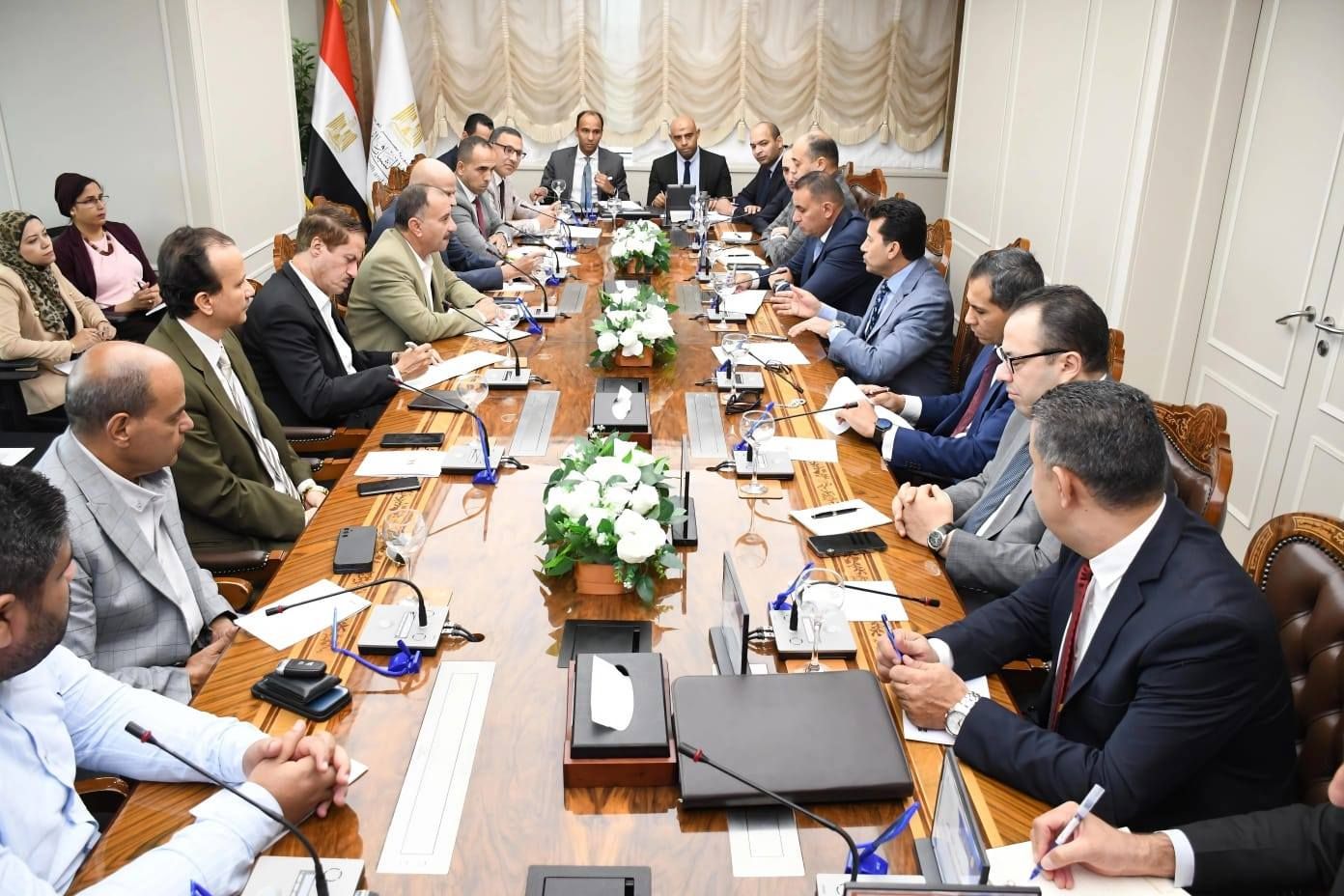 وزير الرياضة: الاجتماعات مع مسؤلي الأندية الخاصة والشركات ما زالت مستمرة لضمان توفيق الاوضاع بما يضمن الارتقاء بالرياضة المصرية - الخليج الان