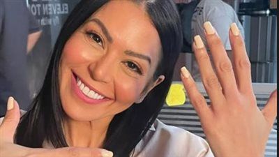 قريبا.. لقاء الخميسي تروج لـ مسلسل روج أسود بطولة رانيا يوسف - الخليج الان