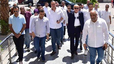 رئيس هيئة الرعاية الصحية ومحافظ الأقصر يفتتحان وحدة علاج الأورام ووحدتي عناية القلب والأطفال المبتسرين بمستشفى الكرنك الدولي - الخليج الان