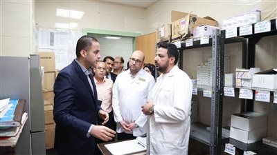 نائب وزير الصحة يتفقد المنشآت الصحية بمركز ملوي بالمنيا لتعزيز جودة الخدمات - الخليج الان