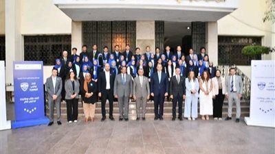 الوزير محمود فوزي في معسكر برنامج قادة مدارس الجمهورية: الطلاب قادة المستقبل والدولة تدعمهم - الخليج الان