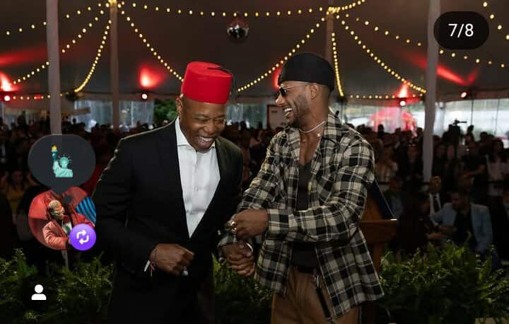 لمست محبته لمصر والوطن العربي.. محمد رمضان يلتقي بـ عمدة نيويورك - الخليج الان