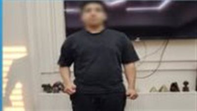 ضبط صاحب مكتبه لطرحه كتب وملازم مقلدة - الخليج الان