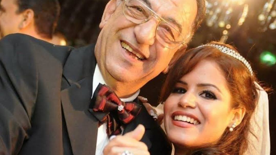 هختصم لأي حد كفرني.. لمياء راتب تعبر عن غضبها بسبب التعليقات على ذكرى والدها - الخليج الان