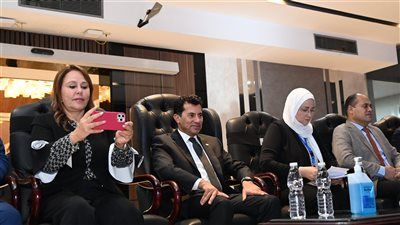 رئيسة الاتحاد الإفريقي للكرة الطائرة: دعم الرئيس السيسي سر نجاح الرياضة المصرية - الخليج الان