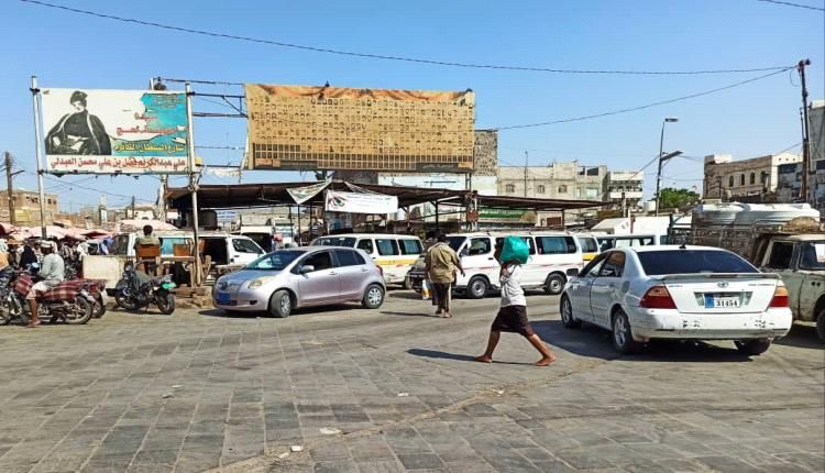 مطالبات بتخفيض تعرفة نقل الركاب بلحج