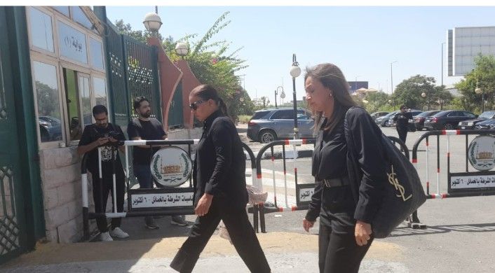 أبرزهم إسعاد يونس ونادية مصطفى.. نجوم الفن في جنازة أرملة سيد مكاوي - الخليج الان