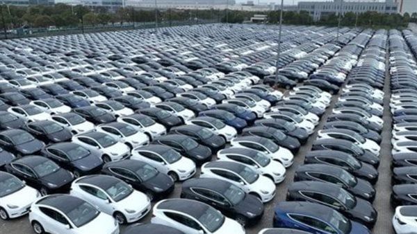 مصادر: أسعار السيارات والأجهزة الكهربائية لا تتأثر برسوم الإغراق على الصاج والبليت