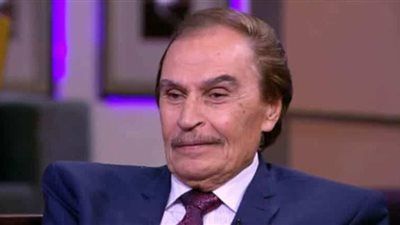 في ذكرى ميلاده.. أبرز محطات عزت العلايلي من الطفولة إلى الشاشة الكبيرة - الخليج الان