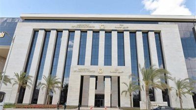 وزارة العمل تكشف حقيقة وظائف "مدربي جيم" في الإمارات وتحذر الشباب من الإعلانات الوهمية - الخليج الان