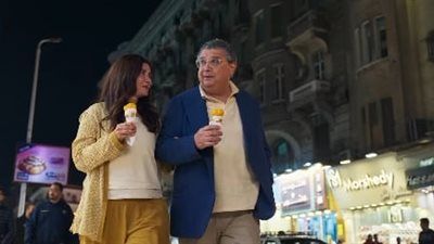 أحمد سعد ضيف شرف وماجد الكدواني يلاحق ذكرياته.. إعلان فيلم فيها ايه يعني - الخليج الان