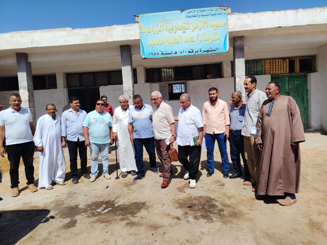 رئيس قطاع استصلاح الأراضي يتفقد جمعيات ومزارع قرى الاستصلاح بالنوبارية - الخليج الان