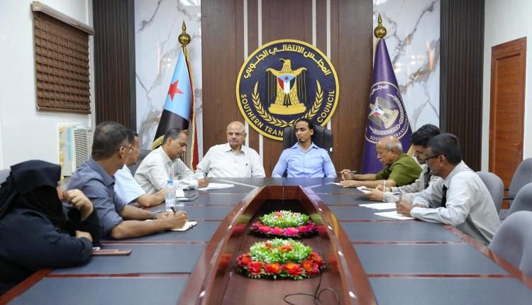 انتقالي العاصمة عدن يبحث مع نقابة المعلمين والتربويين الجنوبيين سير العملية التعليمية