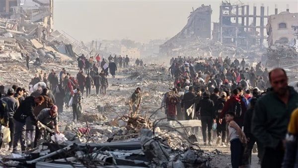 قصف إسرائيلي عنيف على غزة وقوات برية من جيش الاحتلال تتوغل في عمق المدينة