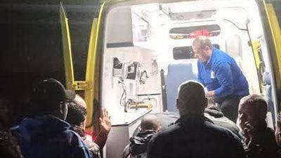 زوج ينهى حياة زوجته امام الاهالى بالمحلة - الخليج الان