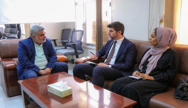 التخطيط تبحث مع مسؤول بعثة الاتحاد الأوروبي دعم الأمن الغذائي والتنمية باليمن