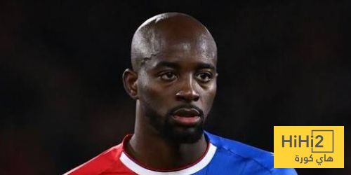 نجم كريستال بالاس يشعل الصراع بين اليونايتد وتوتنهام