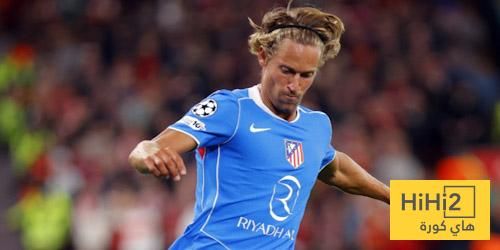 عين على يورينتي في مباراة ليفربول