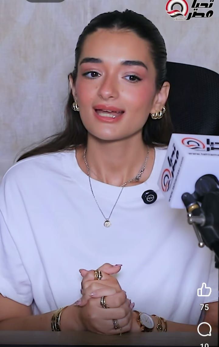 ملك أحمد زاهر: اتضربت بجد في مسلسل أزمة ثقة وجالي مزق.. ولو اتعرض عليا تاني مش هعترض - الخليج الان