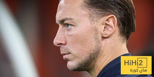 قبل الهلال .. انتقاد حاد ليايسله!