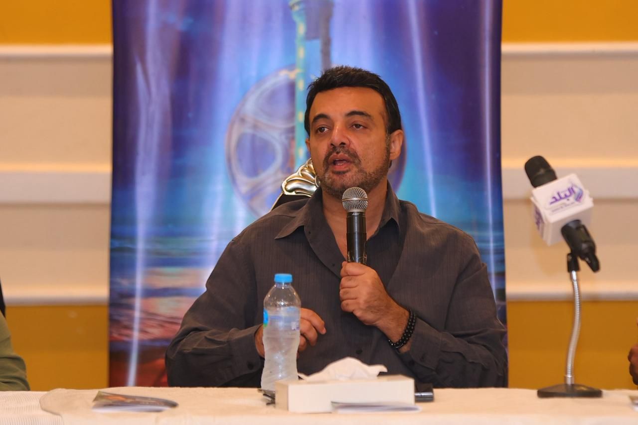 مهرجان بورسعيد السينمائي يفتتح فعالياته بندوة لتكريم النجم الراحل محمود ياسين - الخليج الان