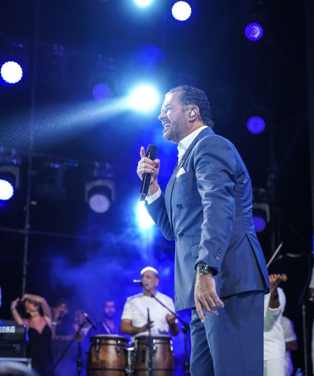 راغب علامة يشعل احتفالية اليوم الوطني السعودي بمهرجان مراسي| صور - الخليج الان