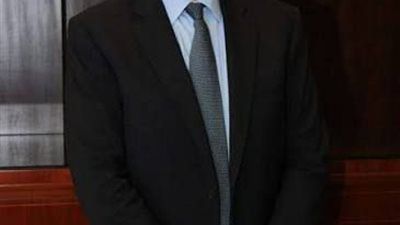 وليد زكي يقود بايونيرز بروبرتيز للتنمية العمرانية لدعم سهم الشركة بالبورصة عبر شراء أسهم خزينة - الخليج الان