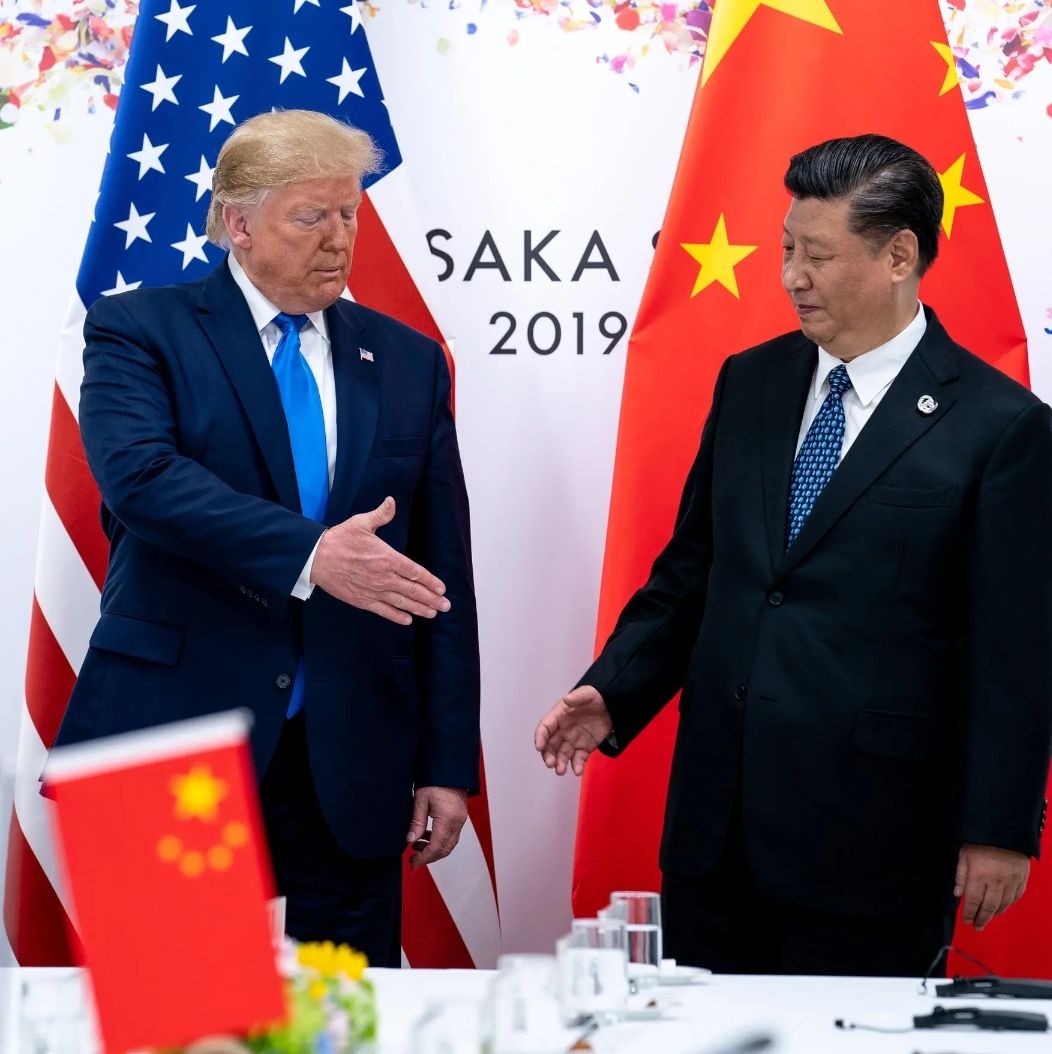 ترامب يتوصل إلى صفقة تاريخية مع الصين لإنقاذ تيك توك.. مستثمرون أمريكيون يسيطرون على 80% من التطبيق داخل أمريكا - الخليج الان