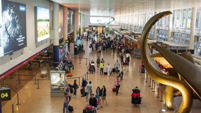 «تأخير وإلغاء رحلات».. هجوم إلكتروني على عدة مطارات أوروبية كبرى يشل حركة الطيران - الخليج الان