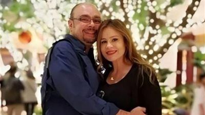 كارول سماحة تكشف كواليس وفاة زوجها: كان بيغسل كلى من 7 سنين.. وبقيت حاسة بغربة - الخليج الان