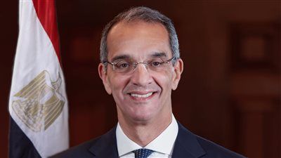 وزير الاتصالات يتوجه إلى نيويورك لجذب استثمارات أمريكية إلى السوق المصري - الخليج الان